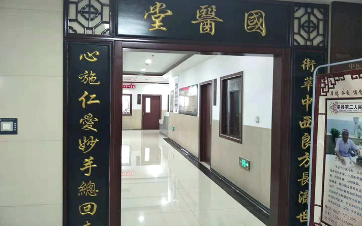 樹脂門填縫，到底用水泥還是發泡膠